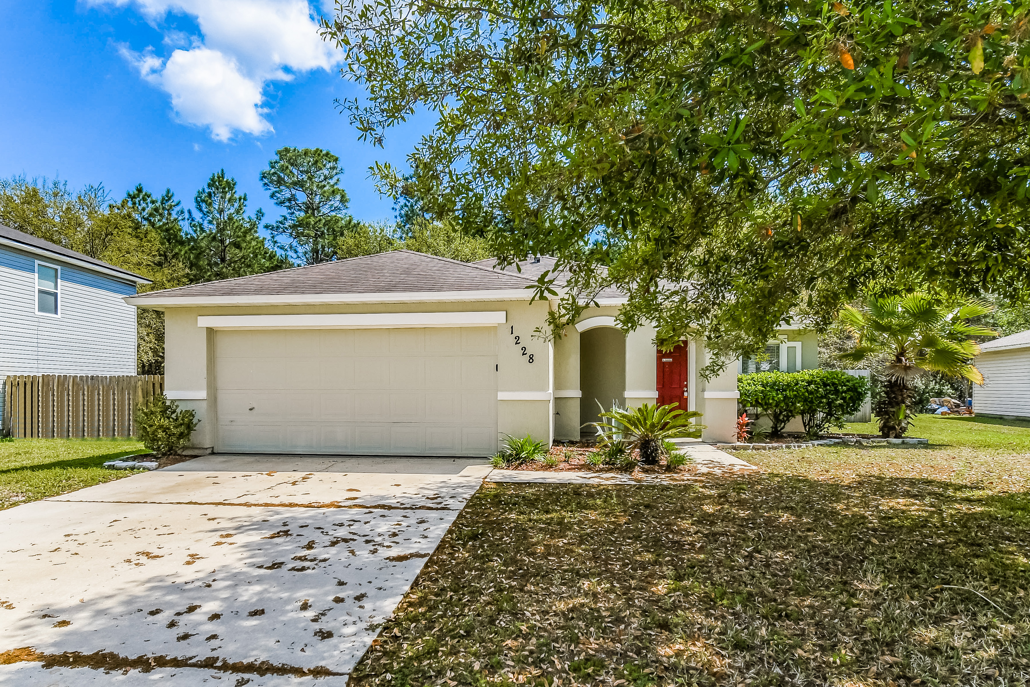 1228 Spring Creek Ct Jacksonville, FL 32218